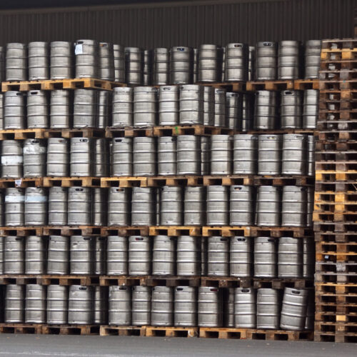 Jak efektywnie zarządzać magazynem samoobsługowym w Warszawie?