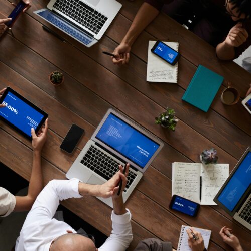 MDM to technologia umożliwiająca centralne administrowanie urządzeniami mobilnymi